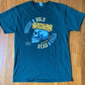 Green Bay Packers T-shirt.